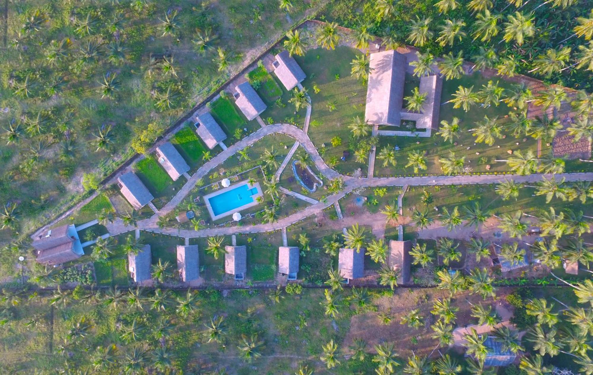 Coco Village Hotel Chilaw Ngoại thất bức ảnh