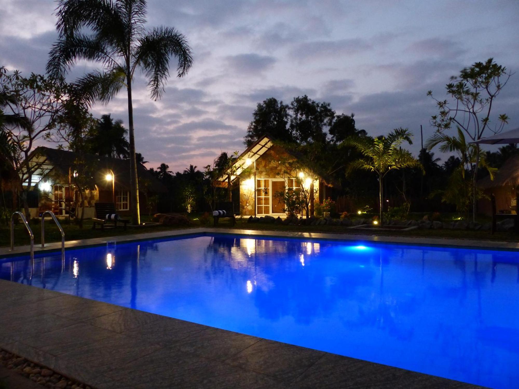 Coco Village Hotel Chilaw Ngoại thất bức ảnh